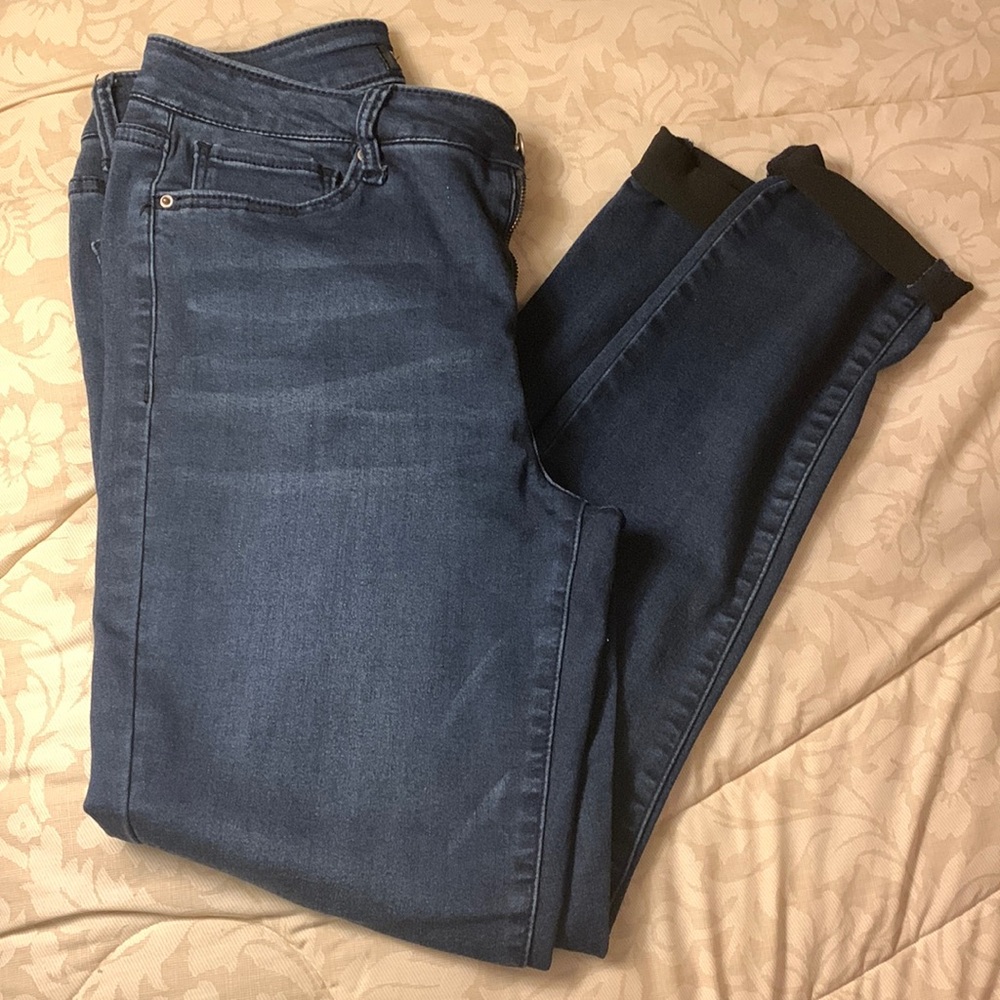 YMI Women’s HyperDenim Jeans
